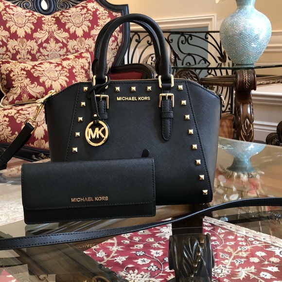 Michael Kors Handbags - Authentic Michael Kors Ciara handbag&wallet set